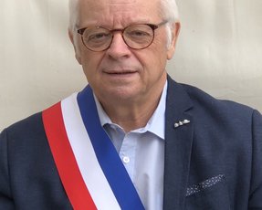 Jean Natale, réélu maire